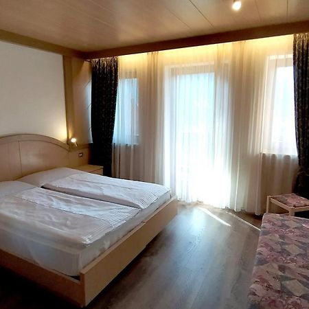 Hotel Flora Alpina Campitello di Fassa Esterno foto