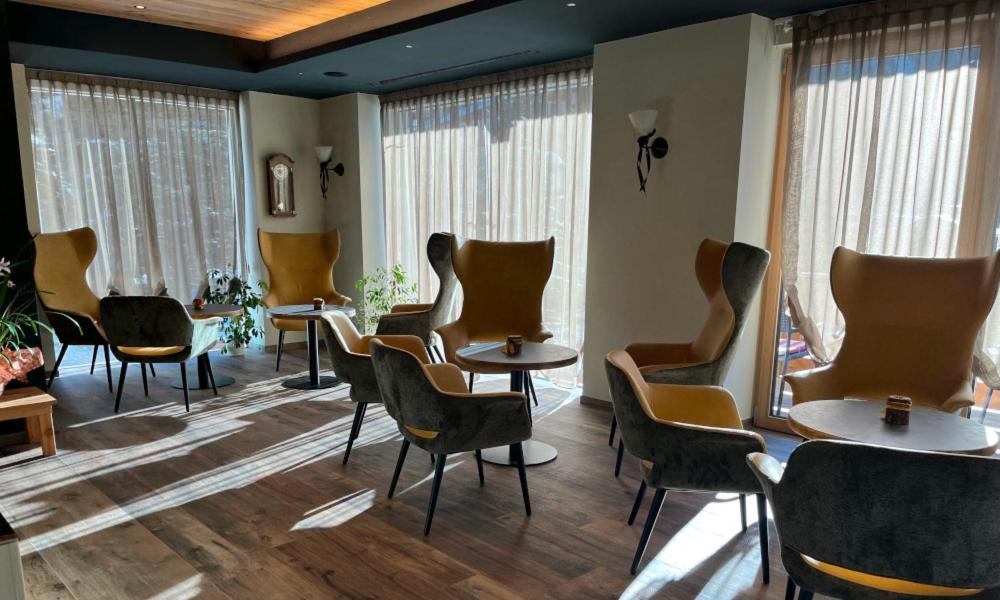 Hotel Flora Alpina Campitello di Fassa Esterno foto
